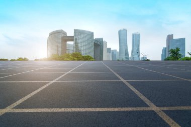 Yol Zemini ve Kentsel Skyline Mimarisi