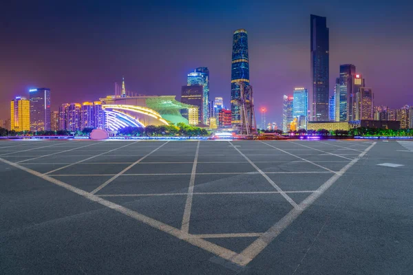 Camino Pavimento Edificios Ciudad Guangzhou Horizonte —  Fotos de Stock