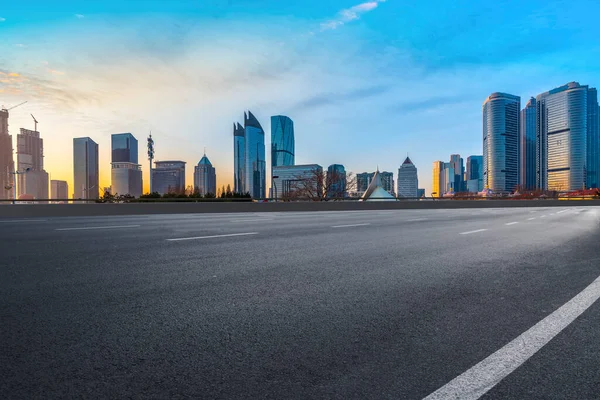 Highway Road Und Skyline Moderner Städtischer Architektur Qingdao — Stockfoto