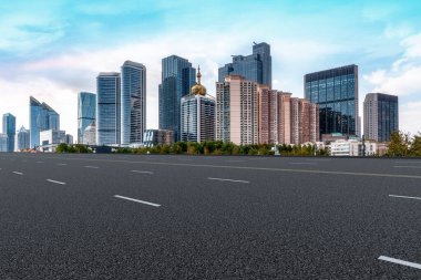 Şehir Yolu, Otoyol ve İnşaat Skylin