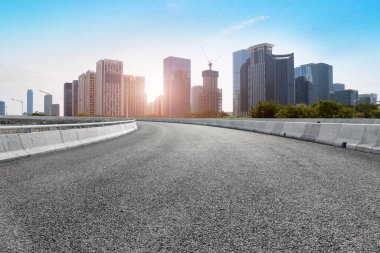 Şehir Yolu, Otoyol ve İnşaat Skyline