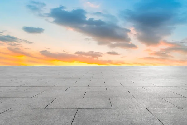 Boş Karolar Güzel Gökyüzü Manzarası — Stok fotoğraf