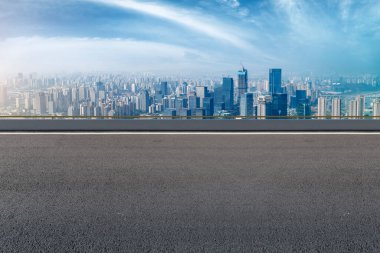 Chongqing kentinin yol yüzeyi ve ufuk çizgisi