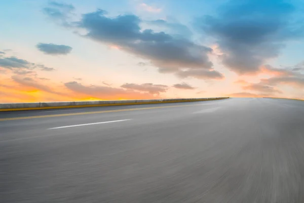 Sky Highway Assphalt Road Piękne Niebo Zachód Słońca Dekoracje — Zdjęcie stockowe