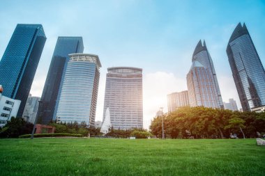 Qingdao 'nun güzel kıyı şeridi mimari manzarası.