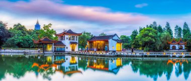 Changzhou Hongmei Parkı Çin Bahçe Binası