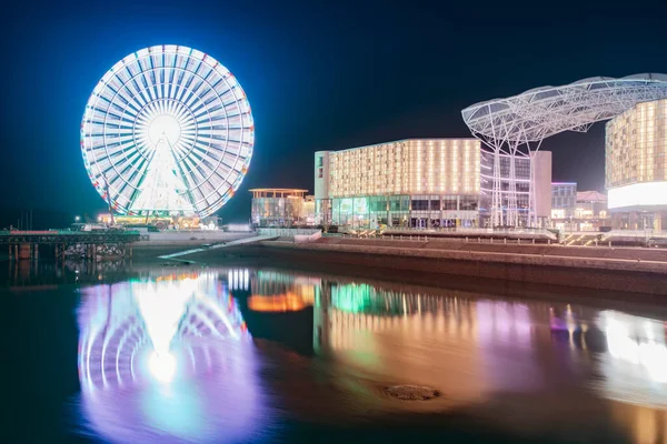 Parco Divertimenti Ferris Whee — Foto Stock