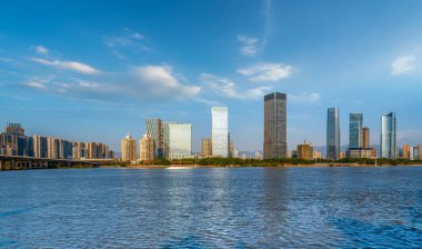 Fuzhou Finansal Dağıtım 'ın modern yapı binası