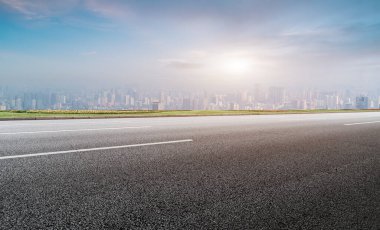 Şehir yolu ve mimari peyzaj