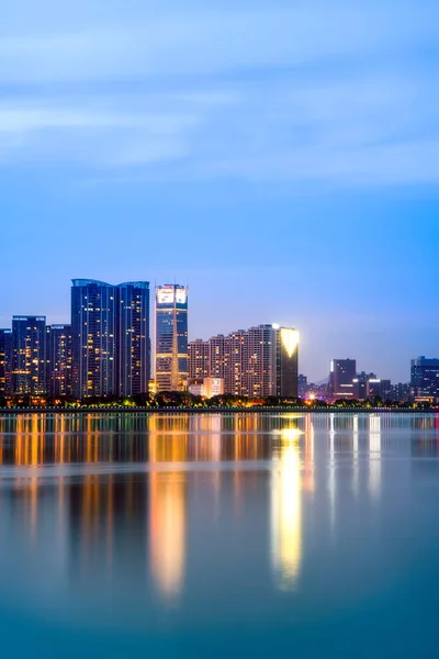 Hangzhou Pénzügyi Kerület Irodaház Építészet Éjszaka — Stock Fotó