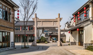 Çin tarzı binalar ve caddeler