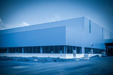 Modern fabrika binaları ve depoları