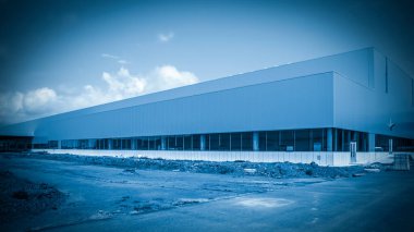 Modern fabrika binaları ve depoları