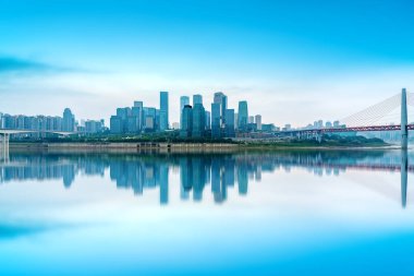 Chongqing kentsel mimari manzarası ve güzel gökyüzü