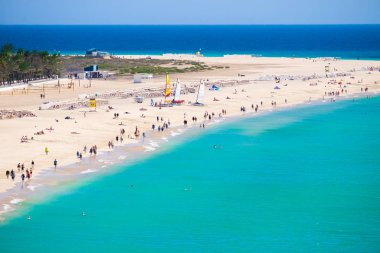 Kanarya Adası Fuerteventura, İspanya Morro Jable - Playa del Marotorral - Jandia içinde plajda havadan görünümü.
