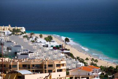 Sahilde havadan görünüm Morro Jable, Fuerteventura.