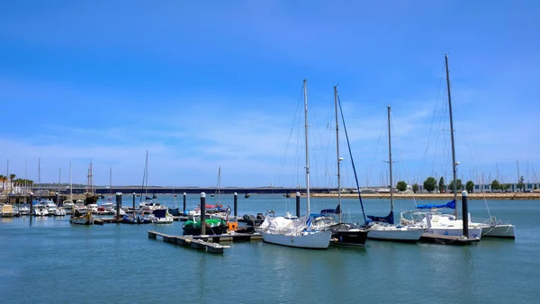 Portimao, Portugal-Mai 24, 2019: widok na port w Portimao — Zdjęcie stockowe