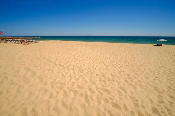 FALÉSIA, ALGARVE, PORTUGAL - MAI 25, 2019: Vista sobre a praia Pra — Fotografia de Stock