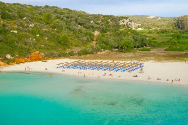 Menorca 'daki Beach Cala en Porter, Balear Adaları, İspanya.