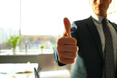 Erkek kol Tamam gösterme veya konferans sırasında Onayla