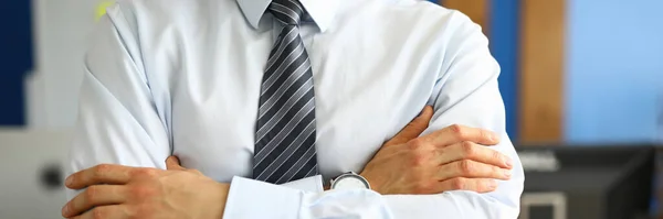 Homem trabalhando em corporação — Fotografia de Stock