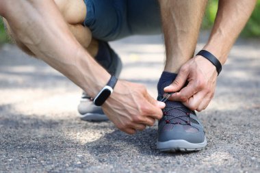 Spor için rahat ayakkabılar.