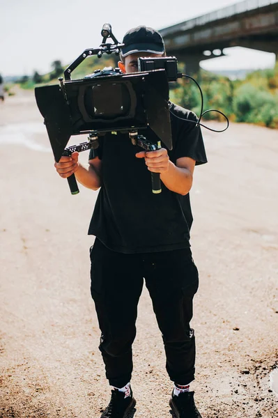 Shooting on rig camera by professional operator — Stock Photo, Image