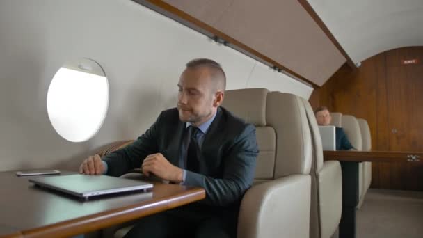 Confident Businessman Formal Suit Travel His Private Jet Chat Cell — Stock Video