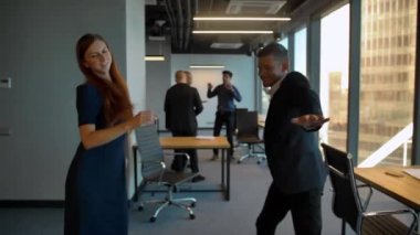 Dancing çekici çift