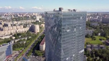 Lenenergo Cityscape havadan görünümü. Drone videosu