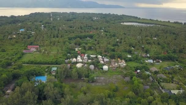 Luftaufnahmen von der Insel Gili Meno in Indonesien — Stockvideo