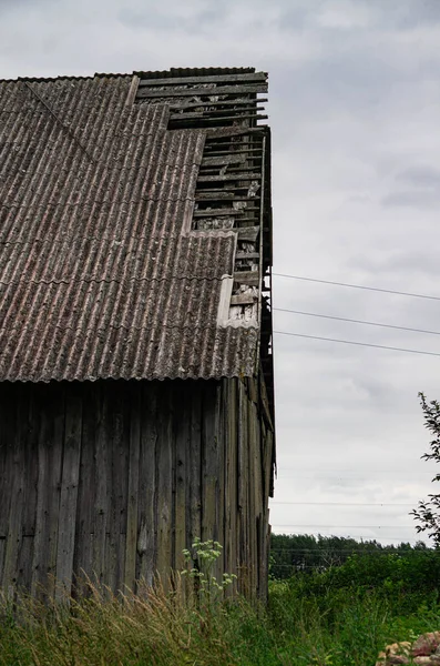 Gammalt Skjul Från Gårdagens Styrelser — Stockfoto