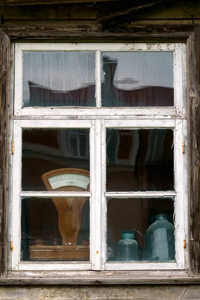 Old Wooden Window House Objects Visible Glass Standing Windowsill — Stock Photo, Image