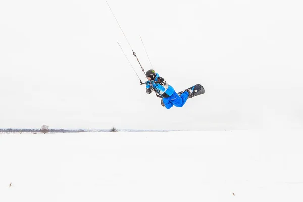 Man Rides Kite Winter — Stock Photo, Image