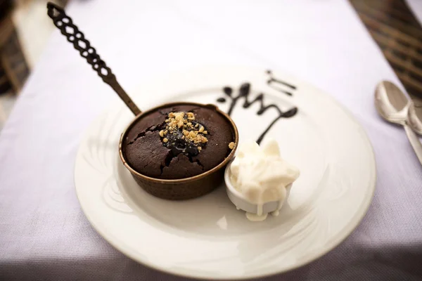 Close Delicious Chocolate Cake — Stock Photo, Image