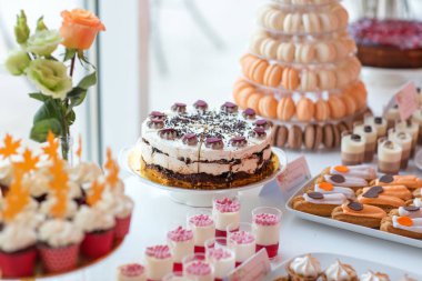 Lezzetli şeker çubuğu özel dekorasyon.