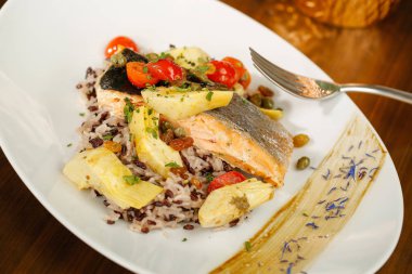 Lezzetli balık ile plaka