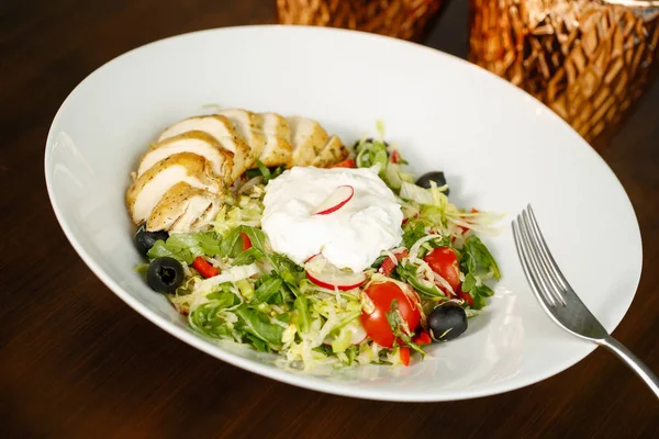 Fresh Salad Chicken — Stock Photo, Image