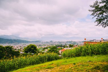 Kathmandu şehir sermaye, Nepal, kuş gözü görünümü Kathmandu şehir arka, üst görünüm Kathmandu şehir, Himalaya Dağları ile havadan görünümü.