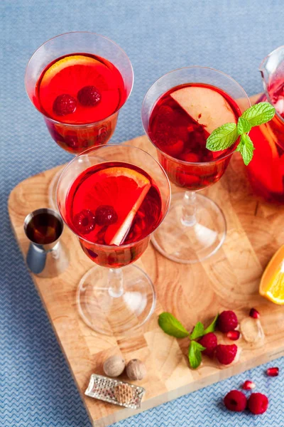 Fresh Summer Red Sangria Ripe Fruits Berries Well Wine Table — Stock Photo, Image