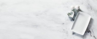 afiş mermer masada, kopya alanı boş yemekleri