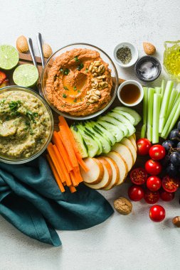 sebze, meyve, baba g ile aperatifler ile sebze servis masası