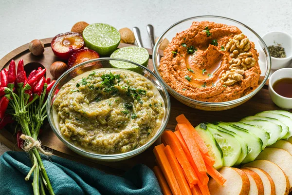 sebze, meyve, baba g ile aperatifler ile sebze servis masası