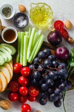 sebze, meyve, baba g ile aperatifler ile sebze servis masası