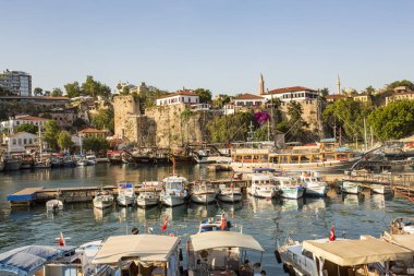 Türkiye, Antalya - 16 Mayıs 2018: Antalya tarihi Kaleici Limanı.