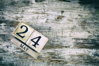 ahşap takvim tarihi, 24 Mayıs
