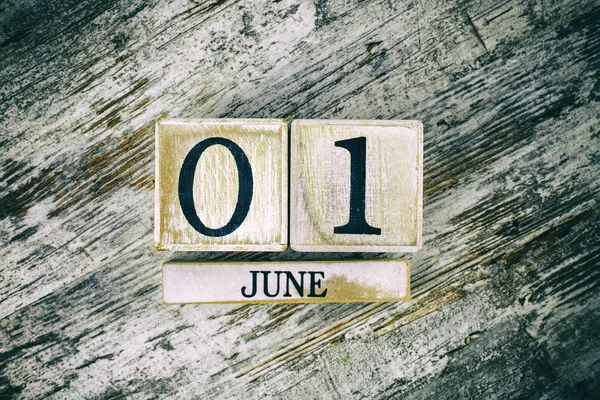 Calendário Madeira Com Data Primeiro Junho — Fotografia de Stock