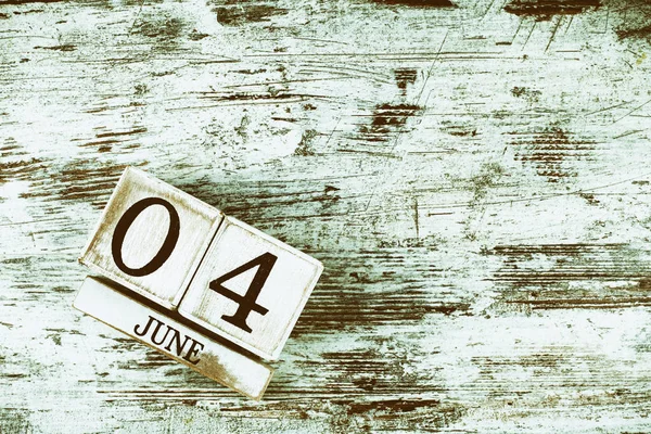 Wooden Calendar Date June — Stock Photo, Image