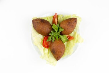 Geleneksel Türk yemekleri; icli köfte