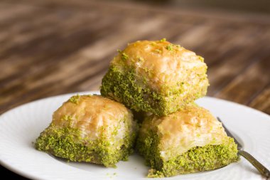 Geleneksel Türk tatlıları; Baklava